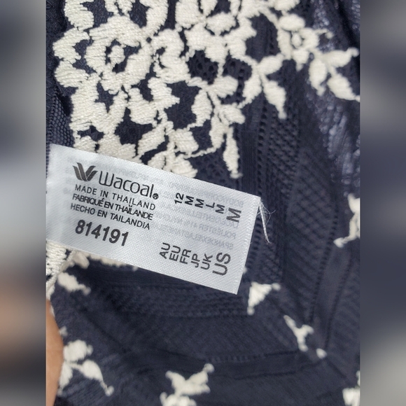 WACOAL Sheer Black & Nude Lace Babydoll Lingerie Slip Gown Romantic Size M - Picture 12 of 12